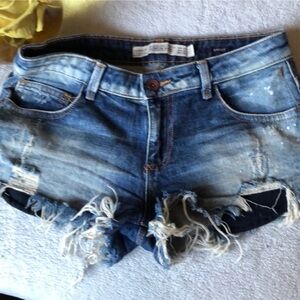 Zara trafaluc shorts women size 2